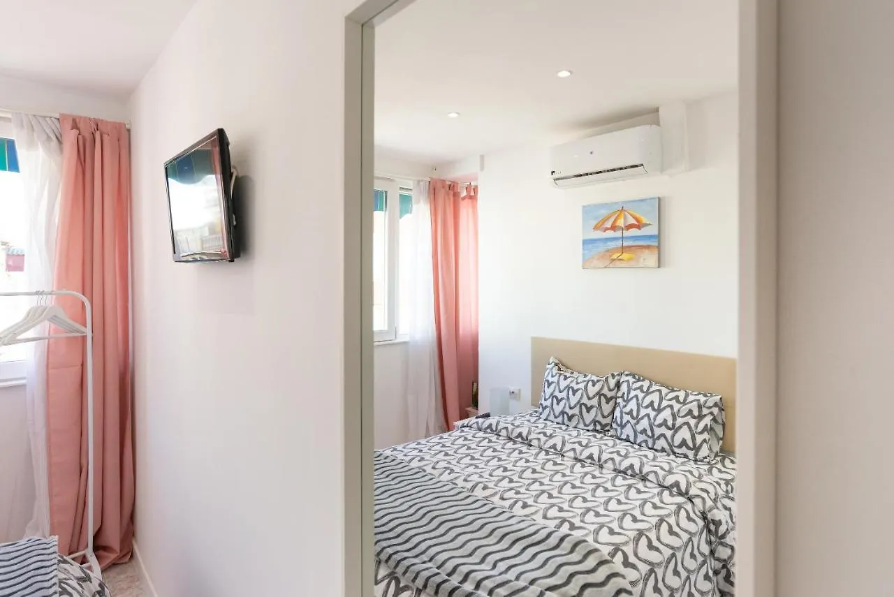 Guest house Rooms Breeze & Sun Malaga